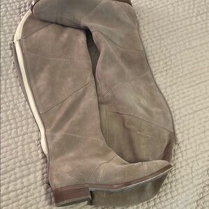 Stylish Suede Knee-High Boots